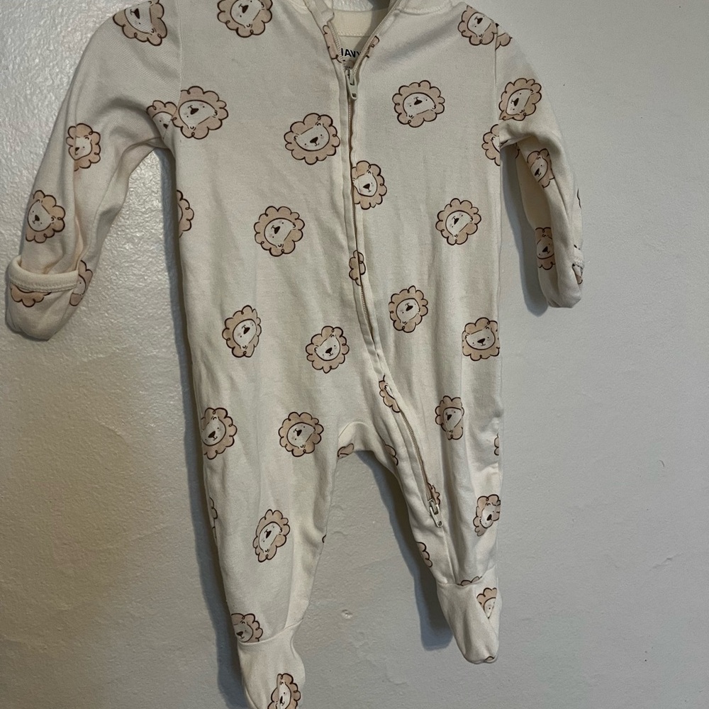Old Navy Cream Lion Print Kids Footie